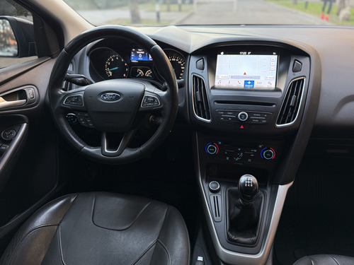 Ford Focus III 2.0 Sedan Se Plus Mt