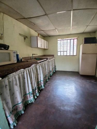 247927 En Venta Casa A Pocos Metros Del Periférico. La Candelaria Fp