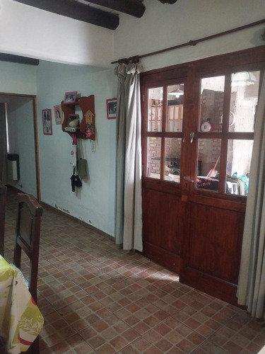 Complejo De 5 Deptos Inmejorable Ubicación