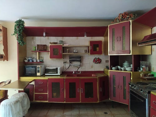Imagen 2 de 15 de Apartamento En Res. Profesional Mañongo, Foa-2107