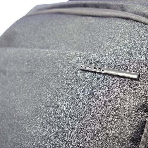 Imagen 2 de 9 de Mochila Portanotebook Unicross Usb Grande Unisex Urbana 5 Pp
