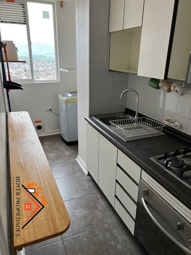 Boyer Vende Depto Semi Amoblado (72893)