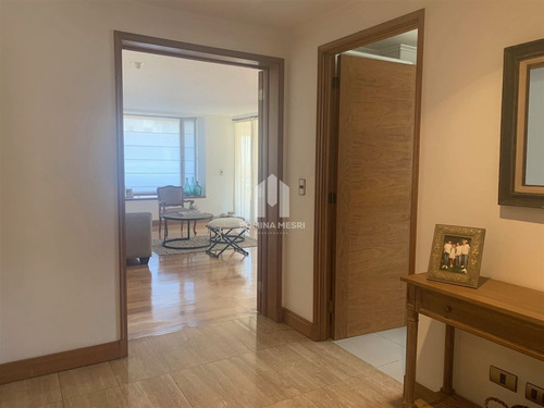 Arriendo Dpto. De 3 Dorm. Mas Servicios En Las Condes