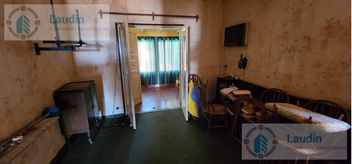 Se Vende Amplio Terreno Con Casa A Reciclar - Villa Sarita