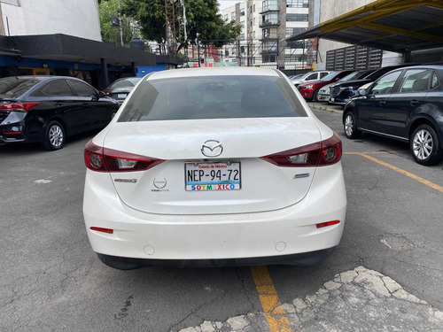 Imagen 5 de 11 de Mazda 3 2017 2.5 I Touring Mt