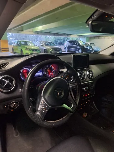 Mercedes-Benz Clase GLA 1.6 200 Cgi Sport At
