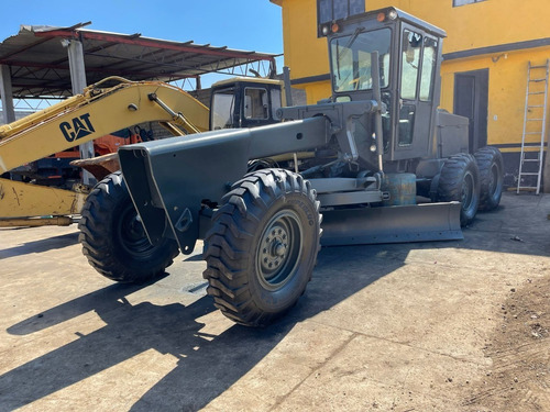 Imagen 7 de 14 de Motoconformadora Marca John Deere Modelo 570a
