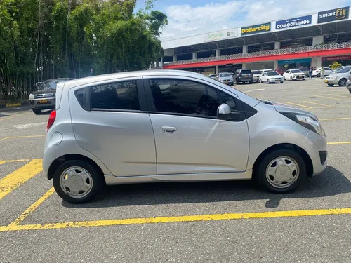 Chevrolet Spark 1.0 Go