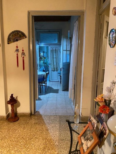 Imagen 6 de 14 de Permuta - Casa A Refaccionar En Venta - Ideal Emprendimiento - Moron Sur