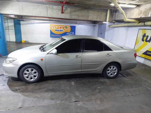 Imagen 4 de 14 de Toyota Camry