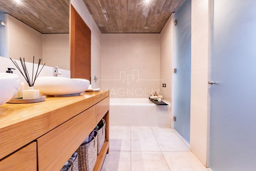 Casa Mediterránea En Venta 6 Dormitorios En Lo Barnechea