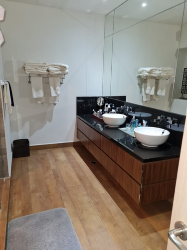 Imagen 13 de 25 de Departamento En Venta En Valle Oriente En San Pedro Garza Ga