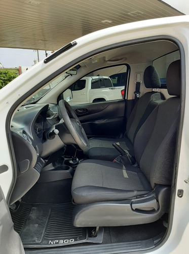 Imagen 11 de 14 de Np300 Pick Up 2017 Nissan