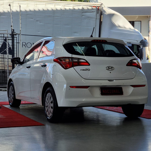 Imagem 4 de 9 de Hyundai Hb20 Hb20 Unique 1.0 Flex 12v Mec. Flex Manual