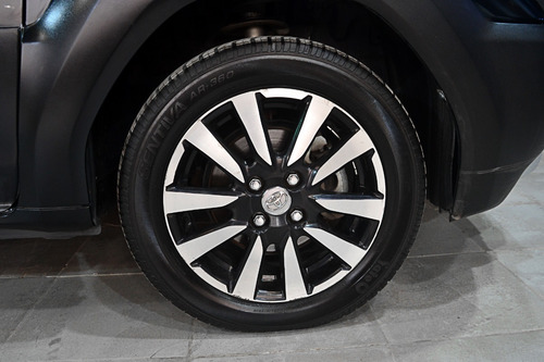 Imagen 10 de 15 de Toyota Etios Cross 1.5 Mt 2014