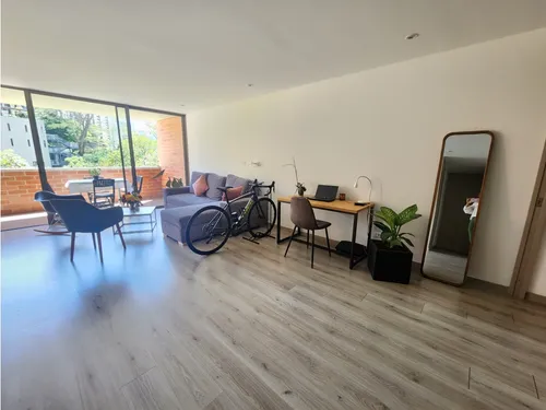 Venta De Apartaestudio En Altos Del Poblado.