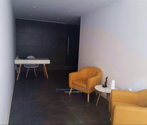 Apartamento De 2 Dormitorios En Venta En Centro