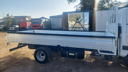 Carrocería Plana Con Barandas 4.10x1.95x0.40 Nueva