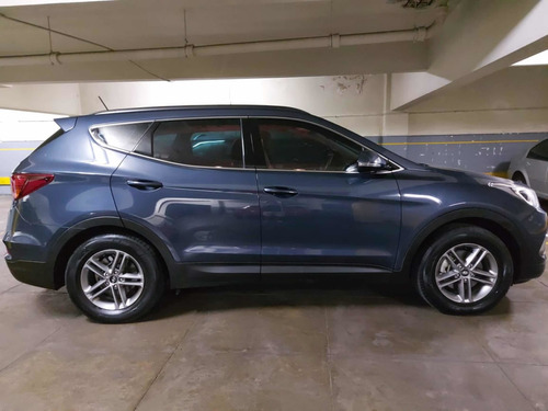 Hyundai Santa Fe 2.4 Seguridad 7as 6at 2wd 2017