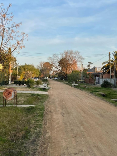 Imagen 2 de 11 de Dos Dormitorios En Salinas