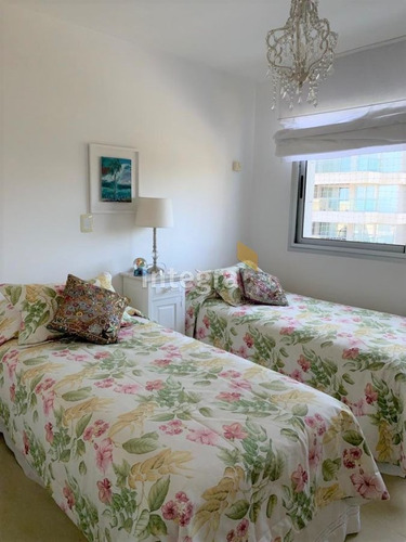 Imagen 16 de 30 de Apartamento En Alquiler De Verano -playa Brava