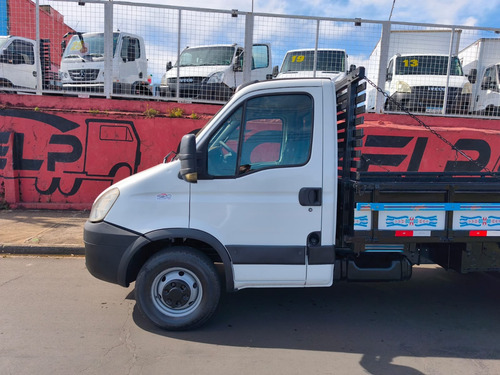 Iveco Daily 35s14 Ano 2013 Carroceria - Covelp Americana