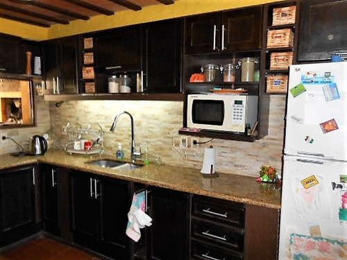 Imagen 5 de 14 de Hermosa Casa Estilo Rustico Frente Al Arroyo