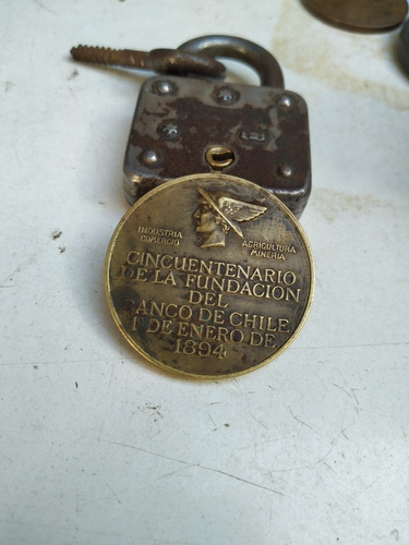 Medalla Banco De Chile 1944 Cincuentenario 