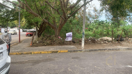 Terreno En Venta En Veracruz, Esquina Con Doble Frente Y Excelente Conectividad