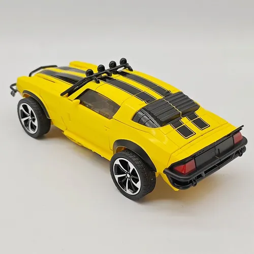 Transformers Bee Chevrolet Camaro 1977 Deformable Miniatura