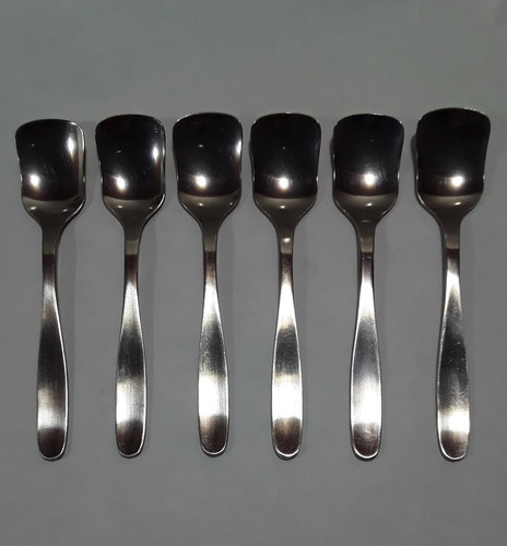 Set De 6 Cucharas Para Postre De Bonito Diseño En Acero Inox