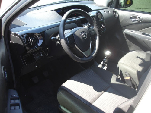 Toyota Etios 1.3 Flex X Completo Sem Entrada 48x