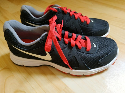 tenis nike revolution 2