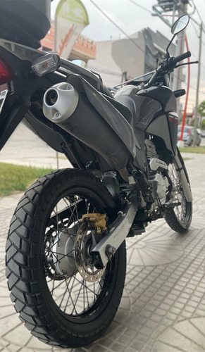 Honda Xre 300 - Hobbycer Bikes
