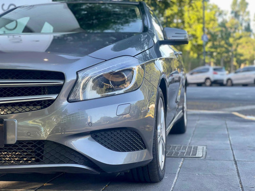 Imagen 4 de 25 de Mercedes-benz Clase A 1.6 A 200 Urban Be 156cv