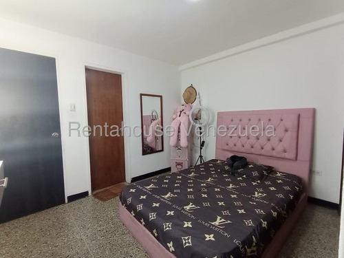Aslibel Melendez Asesor Inmobiliario De Renta House Ofrece Espacioso Apartamento De 104 Metros Cuadrados #25-22649