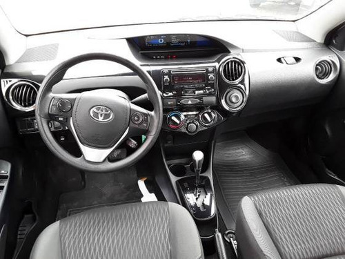 Imagem 3 de 9 de Toyota Etios 1.5 X Plus Sedan 16v Flex 4p Automático