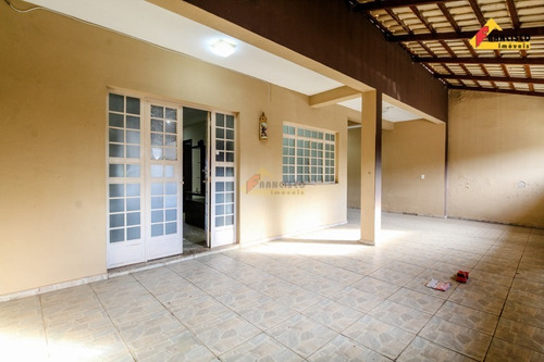 Imagem 10 de 28 de Casa À Venda, 5 Quartos, 1 Suíte, 3 Vagas, Belvedere - Divinópolis/mg - 44375