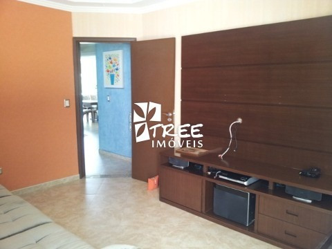 Imóvel A Venda No Condomínio Arujázinho 5 Com 300m² De Terreno Distribuídos Em 3 Suítes Sendo 1 Master Com - Ca00963 - 2447049