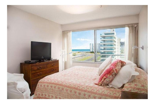 Imagen 7 de 12 de Apartamento En Alquiler Y Alquiler, Brava, Punta Del Este, 3 Dormitorios.