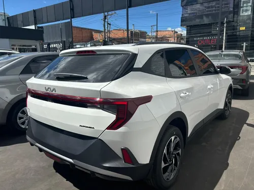 Kia K3 Cross 1.6 Zenith