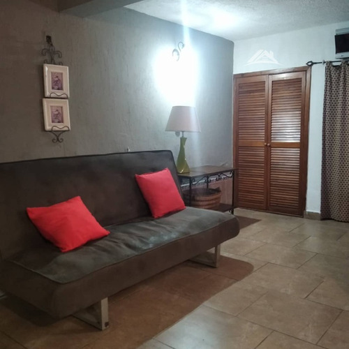 Imagen 9 de 11 de Se Vende Acogedora, Económica Y Amplia Casa En La Urb Nueva Segovia, Una Zona Segura Y Tranquila, A Minutos De Conejeros Y Porlamar, Isla De Margarita, Estado Nueva Esparta.