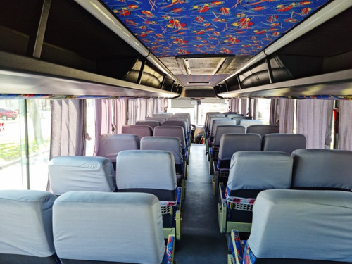 Ómnibus Mercedes Benz 1618 45 Asientos Sin Baño 2011