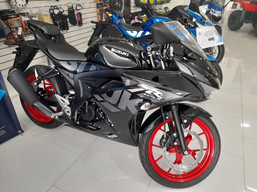 Imagen 6 de 12 de Suzuki Gsx R150