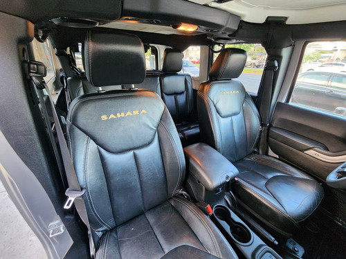Jeep Wrangler 3.6 3p Sahara 4x4 At