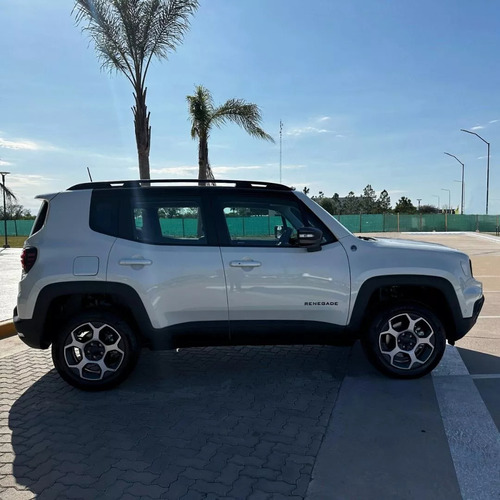 Jeep Renegade 2.4 Trailhawk At9 4x4