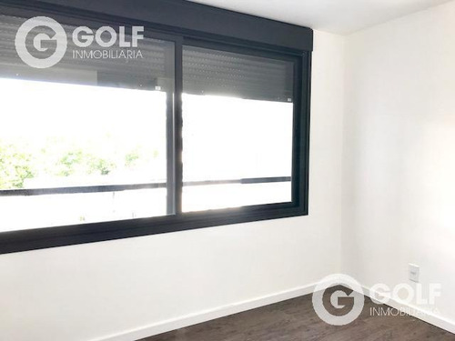 Vendo Apartamento De 2 Dormitorios, Garajes Opcionales, Centro