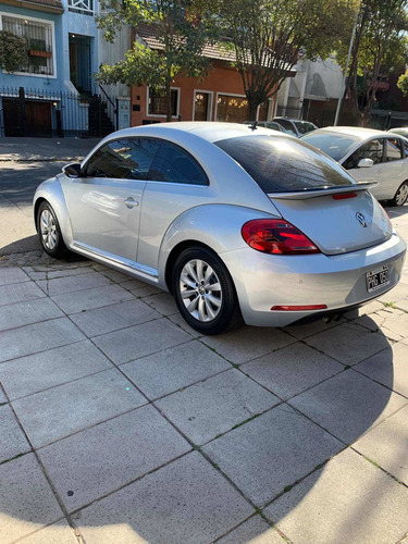 Imagen 9 de 15 de Volkswagen The Beetle 2015 1.4 Design Dsg