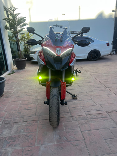 Vendo Mi Ducati Multistrada V4s Con Mucho Equipo Adicional.