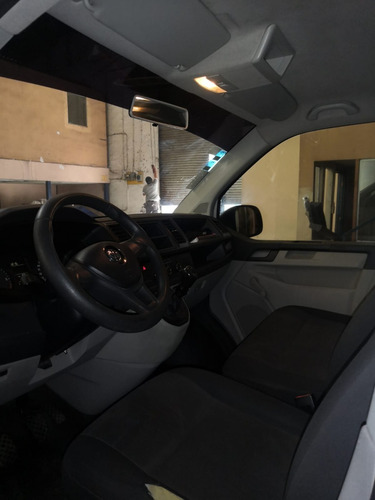 Imagen 4 de 6 de Volkswagen Transporter 2.0 Pasajeros Mt 102 Hp 2017